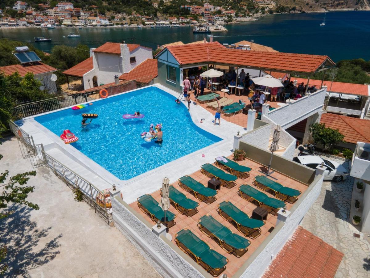 Makis Village-Apartments Agia Efimia Exteriör bild