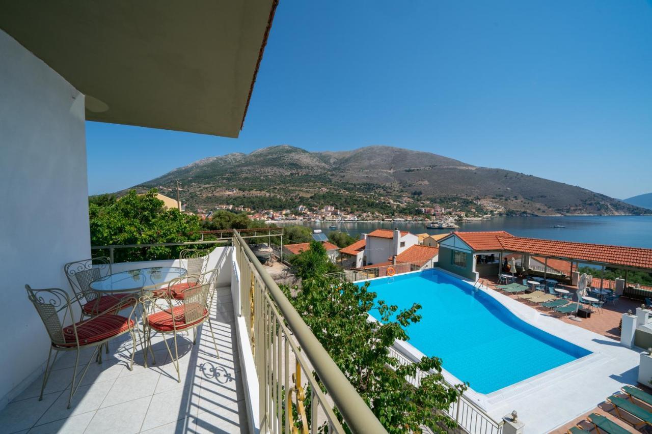 Makis Village-Apartments Agia Efimia Exteriör bild